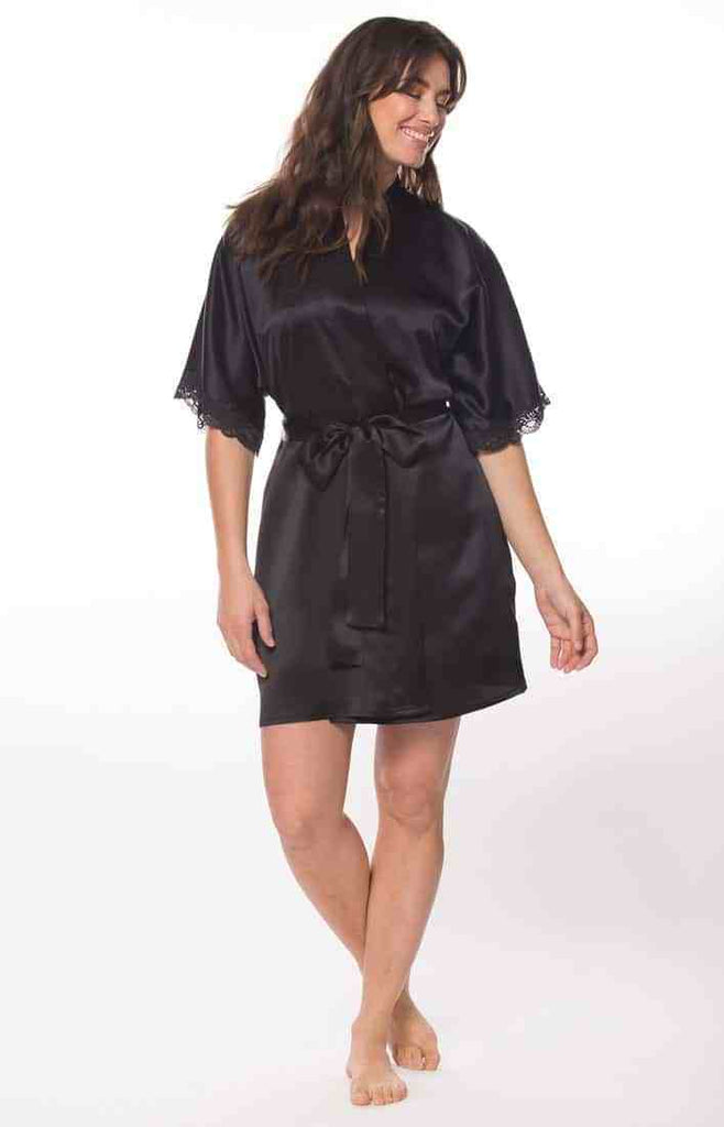 Women's Satin Robes Plus Size Silky Kimonos Bathrobes Sleepwear, Short,  Black, 2X : Amazon.in: Home & Kitchen